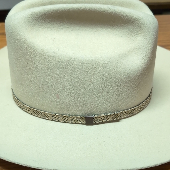 Express Riders Classic Cream Cowboy Hat - Picture 2 of 5